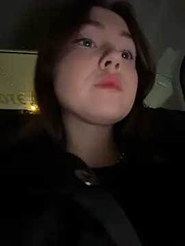 Snapshot of Peachy_Dream chatting on February 11, 2026, 7:03 pm Peachy Dream online show from February 11, 2026, 7:03 pm