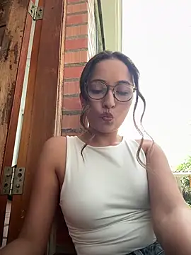 Snapshot of Penelope-Hot chatting on April 18, 2026, 8:42 pm Penelope-Hot online show from April 18, 2026, 8:42 pm