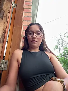 Penelope-Hot online show from April 3, 2026, 9:21 pm