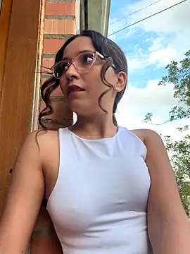 Penelope-Hot online show from November 21, 2025, 9:14 pm