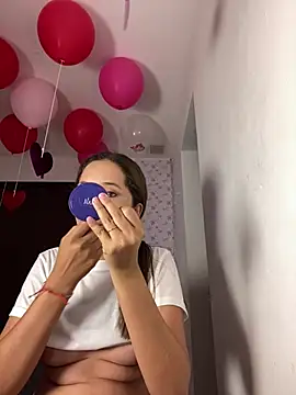 Snapshot of Penelope-Hot chatting on February 15, 2025, 9:39 pm Penelope-Hot online show from February 15, 2025, 9:39 pm