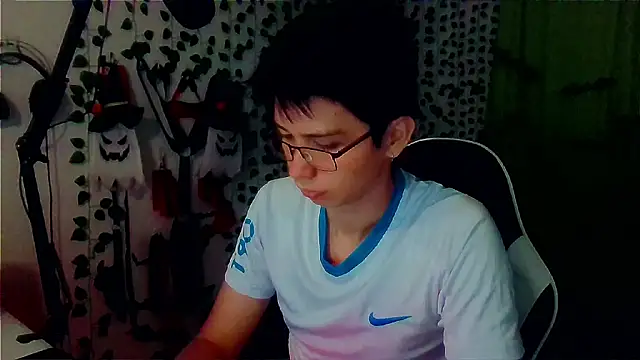 Andy gray online show from November 17, 2025, 10:52 am