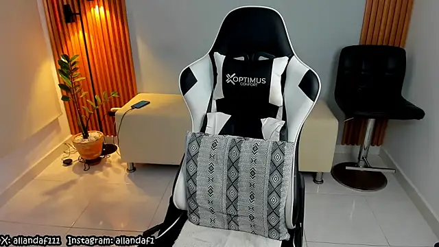 Snapshot of dafboy1 chatting on March 13, 2025, 10:10 pm dafboy1 online show from March 13, 2025, 10:10 pm