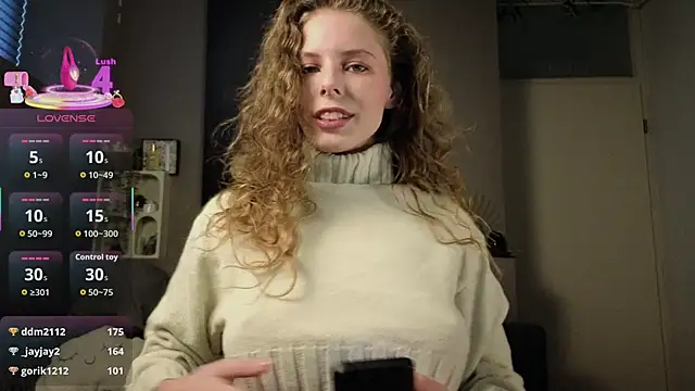 AyreenMoore online show from November 29, 2025, 2:17 pm