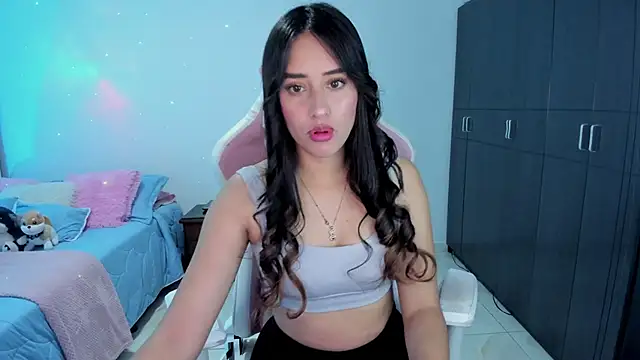 Tinylottie online show from October 22, 2025, 3:44 pm