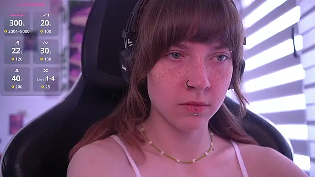 juliapie online show from May 30, 2026, 12:00 pm