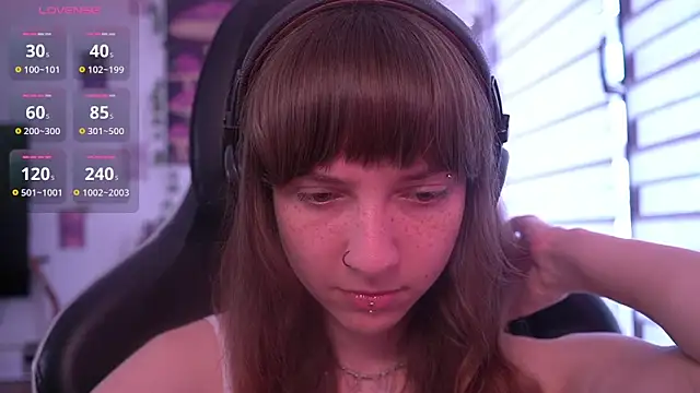 juliapie online show from May 19, 2026, 11:17 am