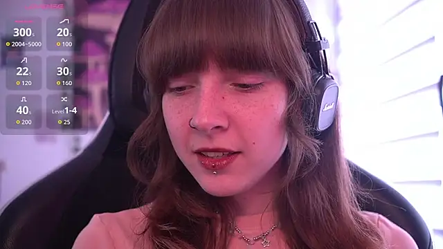juliapie online show from May 15, 2026, 11:30 am