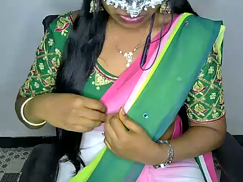 shila20 online show from March 11, 2025, 1:26 am