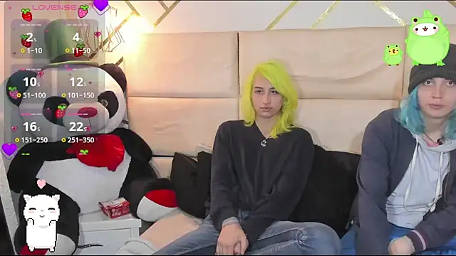 -kisa  online show from October 9, 2025, 4:13 am