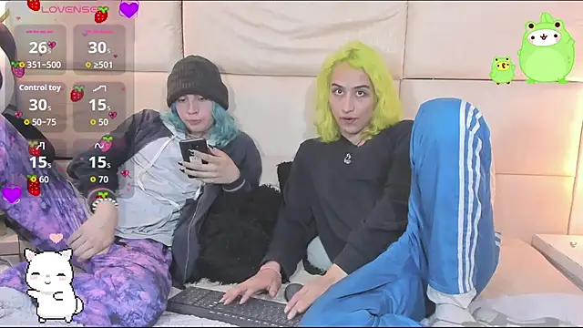 -kisa  online show from October 12, 2025, 2:24 am