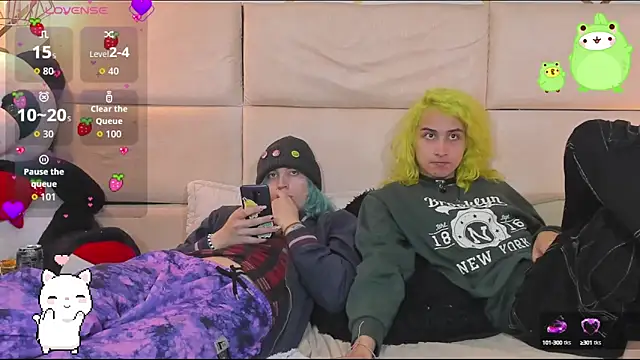 -kisa  online show from October 17, 2025, 2:04 am