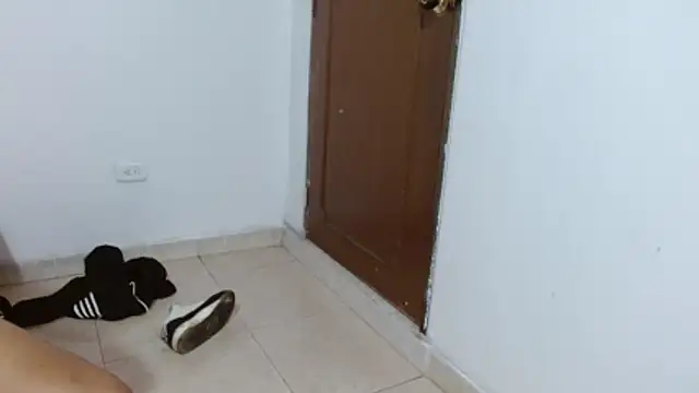 Snapshot of BrandonStond chatting on March 2, 2026, 12:11 am BrandonStond online show from March 2, 2026, 12:11 am