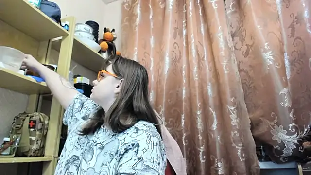 Seductive She Wolf online show from March 7, 2026, 8:47 pm