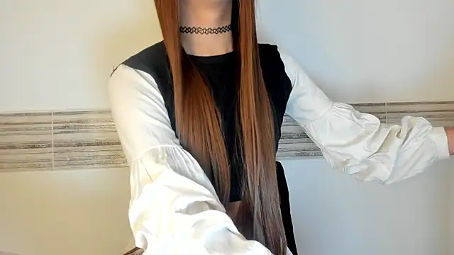 Sophia Cambpell online show from September 30, 2025, 9:54 pm