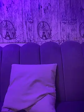 AbyThompson online show from March 20, 2026, 1:12 pm