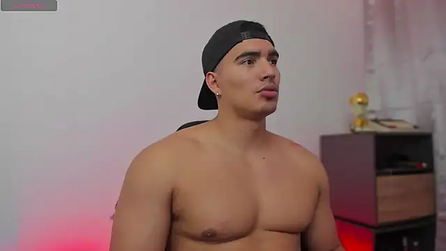 JamesGraay online show from November 5, 2025, 2:53 pm