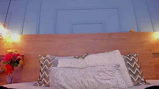 andymiller  online show from March 12, 2025, 8:31 pm