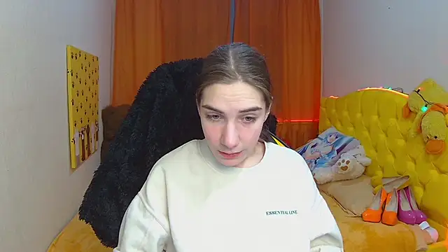 Snapshot of NikaStark_ chatting on February 18, 2025, 7:19 pm NikaStark online show from February 18, 2025, 7:19 pm