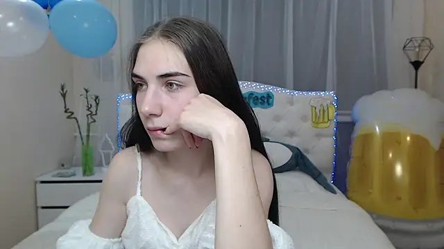 Snapshot of NikaStark_ chatting on September 19, 2025, 6:17 am NikaStark online show from September 19, 2025, 6:17 am