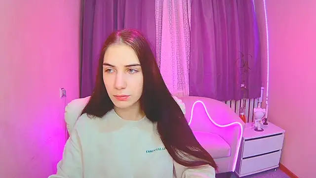 Snapshot of NikaStark_ chatting on November 8, 2025, 8:45 pm NikaStark online show from November 8, 2025, 8:45 pm