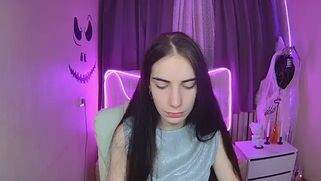 Snapshot of NikaStark_ chatting on October 16, 2025, 6:54 am NikaStark online show from October 16, 2025, 6:54 am