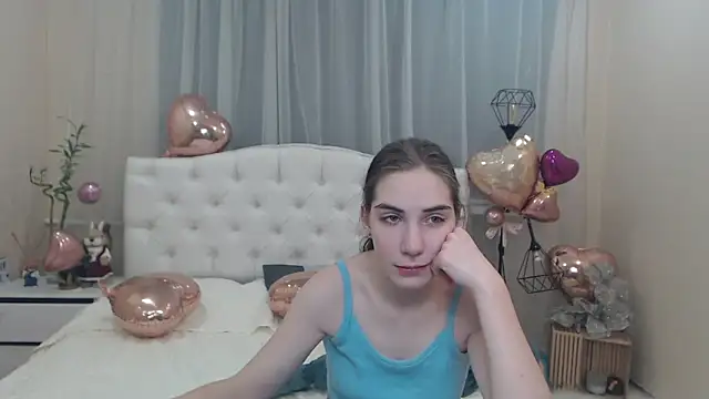 Snapshot of NikaStark_ chatting on February 20, 2025, 1:57 am NikaStark online show from February 20, 2025, 1:57 am
