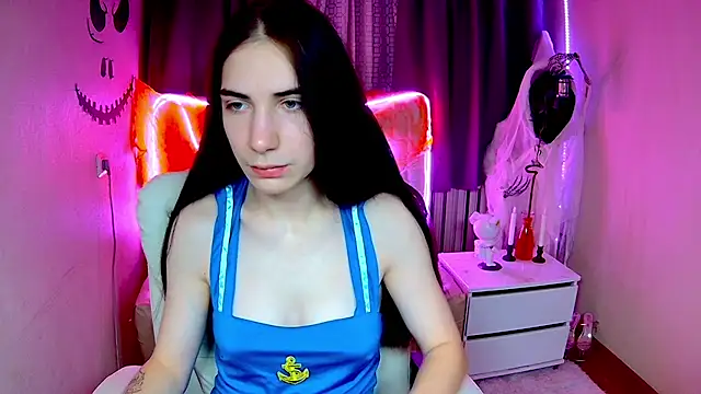 Snapshot of NikaStark_ chatting on October 17, 2025, 7:11 am NikaStark online show from October 17, 2025, 7:11 am