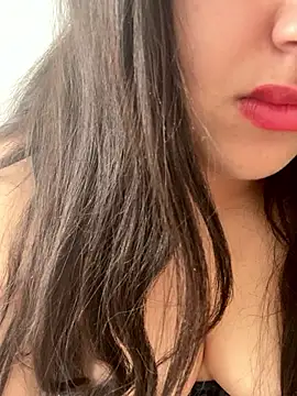 yassminsexy22 online show from October 19, 2025, 10:51 am