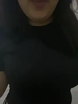 yassminsexy22 online show from November 6, 2025, 10:14 pm