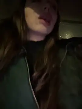 pantyless online show from November 22, 2025, 12:32 am