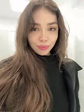 pantyless online show from April 5, 2026, 10:27 pm