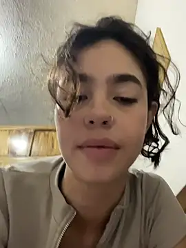 MarianaSnake online show from May 17, 2026, 3:34 pm