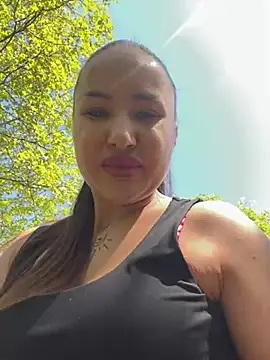 Snapshot of beautydiamond chatting on May 6, 2026, 8:29 am beautydiamond online show from May 6, 2026, 8:29 am
