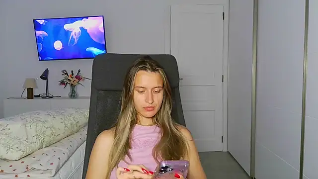 Submissive love online show from October 22, 2025, 8:41 pm