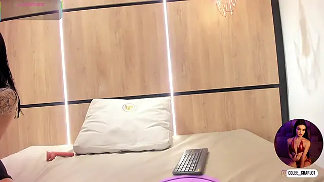 charlotte colee online show from January 10, 2026, 12:00 pm