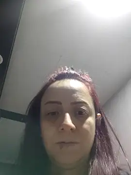 catalinamommyx online show from September 8, 2025, 11:15 pm