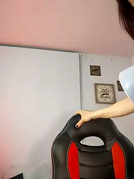 catalinamommyx online show from September 20, 2025, 3:11 am