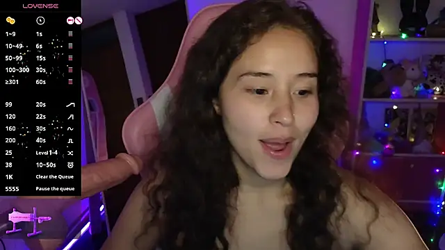 redbarbiedollx online show from November 13, 2025, 11:52 pm