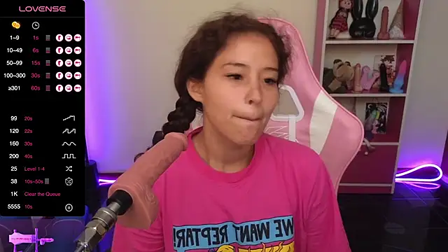 redbarbiedollx online show from March 5, 2025, 3:29 pm