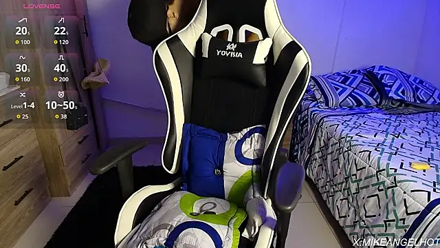 Snapshot of Angelligth chatting on March 2, 2026, 3:40 am Angelligth online show from March 2, 2026, 3:40 am