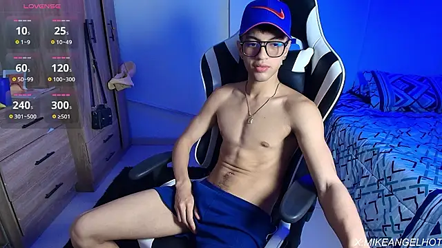 Snapshot of Angelligth chatting on February 28, 2026, 3:50 am Angelligth online show from February 28, 2026, 3:50 am