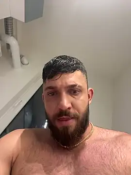 LoveIsBlind  online show from January 30, 2025, 9:58 pm