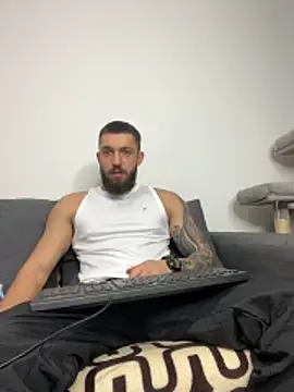 LoveIsBlind  online show from October 30, 2025, 7:44 pm