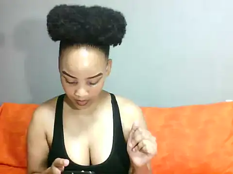 SmallSlut5 online show from December 20, 2025, 2:20 pm