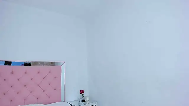 Snapshot of _violetadulce chatting on February 27, 2025, 6:46 am  violetadulce online show from February 27, 2025, 6:46 am