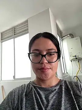 Karla-sexy01 online show from April 13, 2026, 1:48 pm