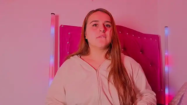 evy orange1 online show from November 20, 2025, 11:14 pm