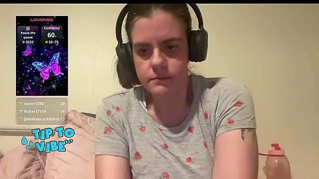 Jess4you0818 online show from December 4, 2024, 1:08 am