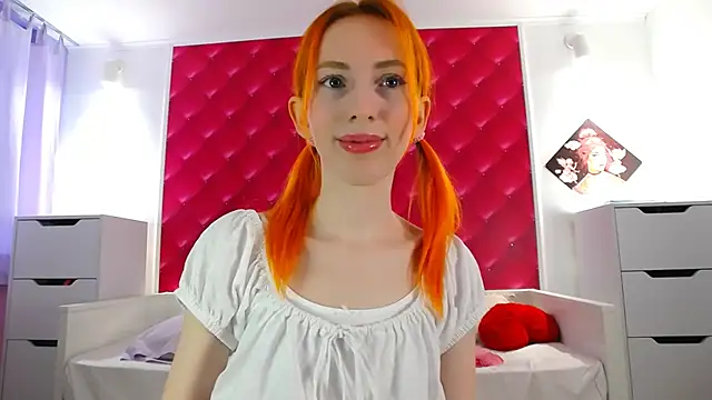 Snapshot of BarbieGoddess chatting on January 4, 2025, 2:04 pm BarbieGoddess online show from January 4, 2025, 2:04 pm
